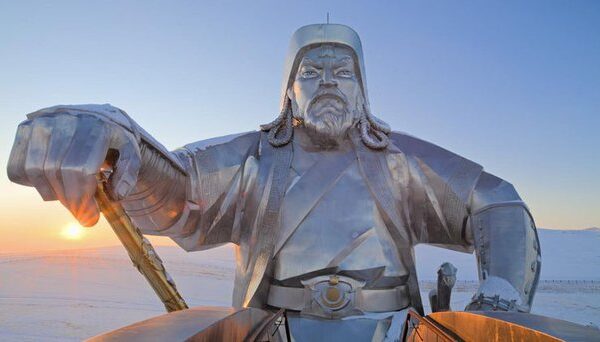 Genghis Khan's Size
